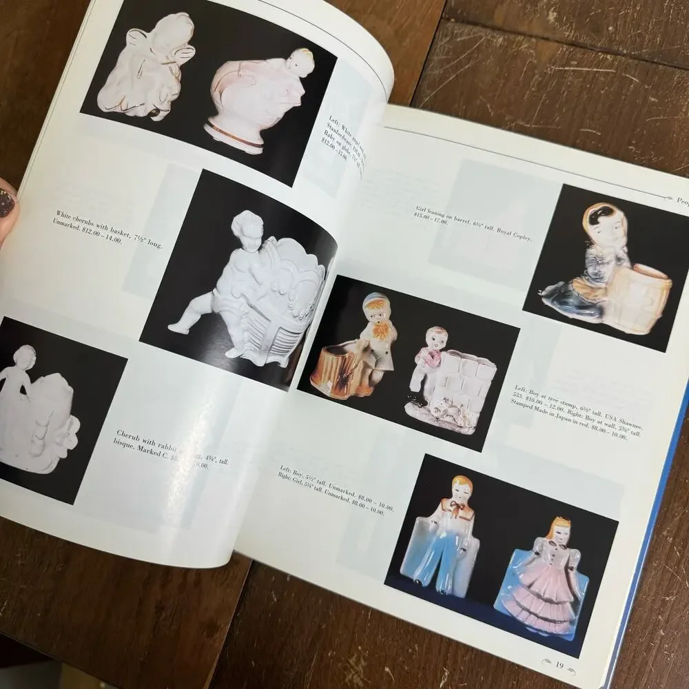 Collector's Encyclopedia of Figural Planters and Vases‎ Betty Bill Newbound 1997